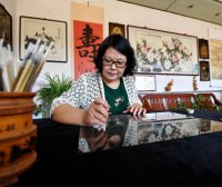 河北玻璃油画技艺传承人：澄澈匠心守护40余载