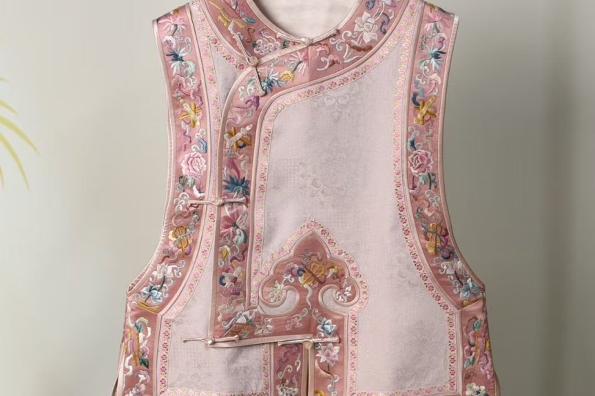 沈雪芳：多元融合的艺术工匠